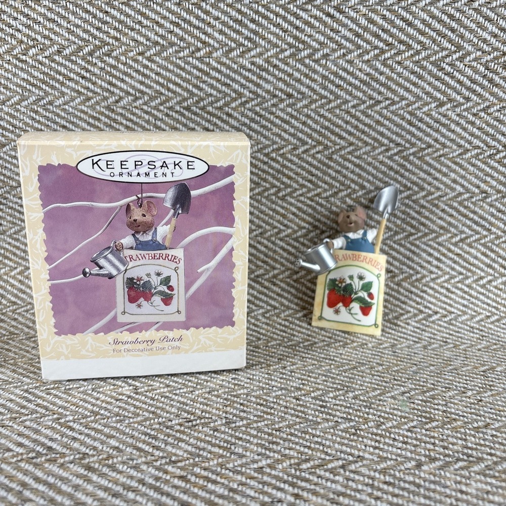 Hallmark Keepsake Strawberry Patch Mouse" 1996 Easter Ornament
